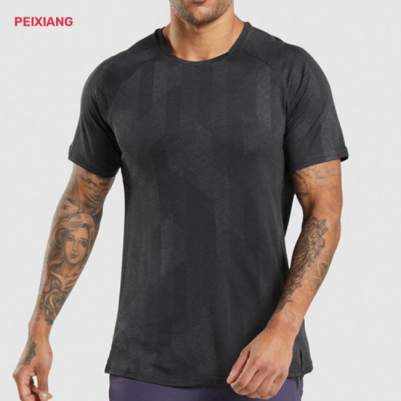 Men's dark grey textured performance training t-shirt front