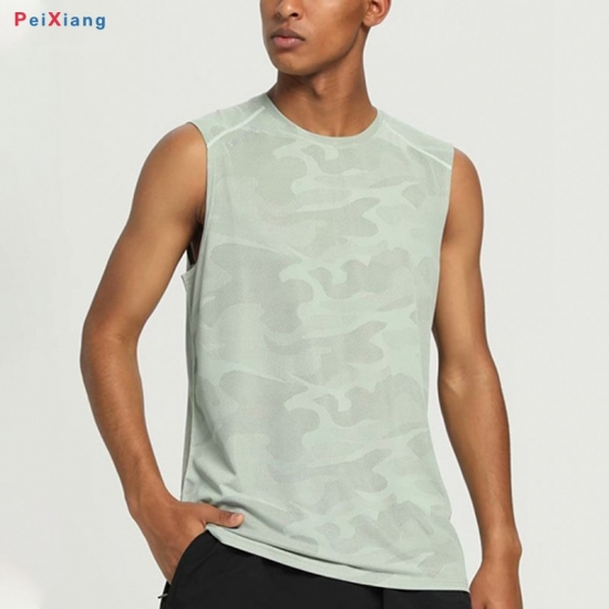 Men's light green camo training vest
