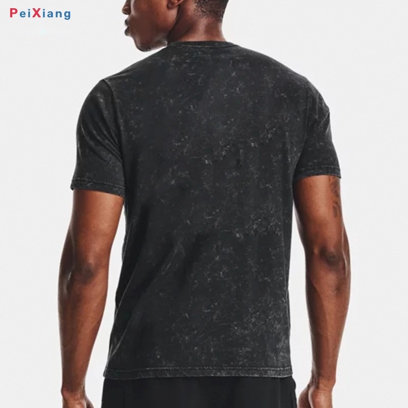 Men's black basketball training tee back and fit detail