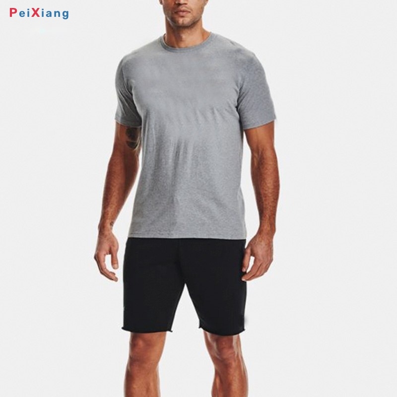 Men's grey baseball training tee upper body fit