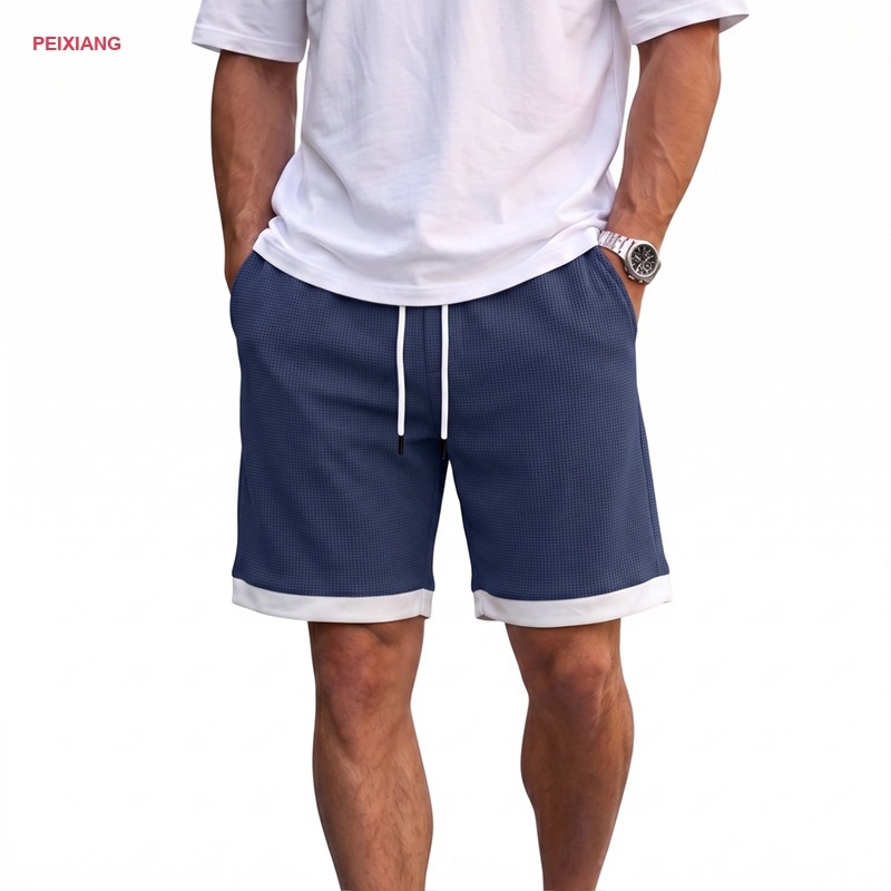 Light grey training shorts side pocket detail