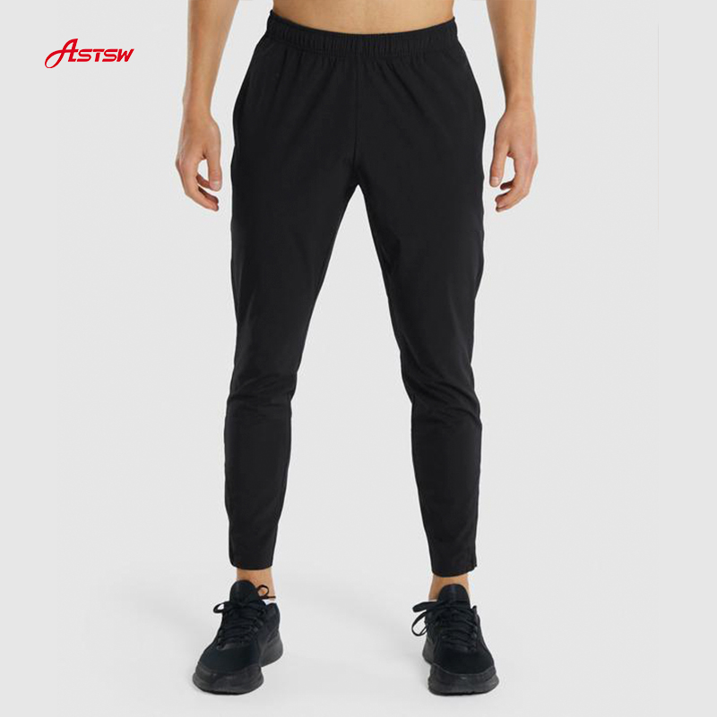 men's woven jogger